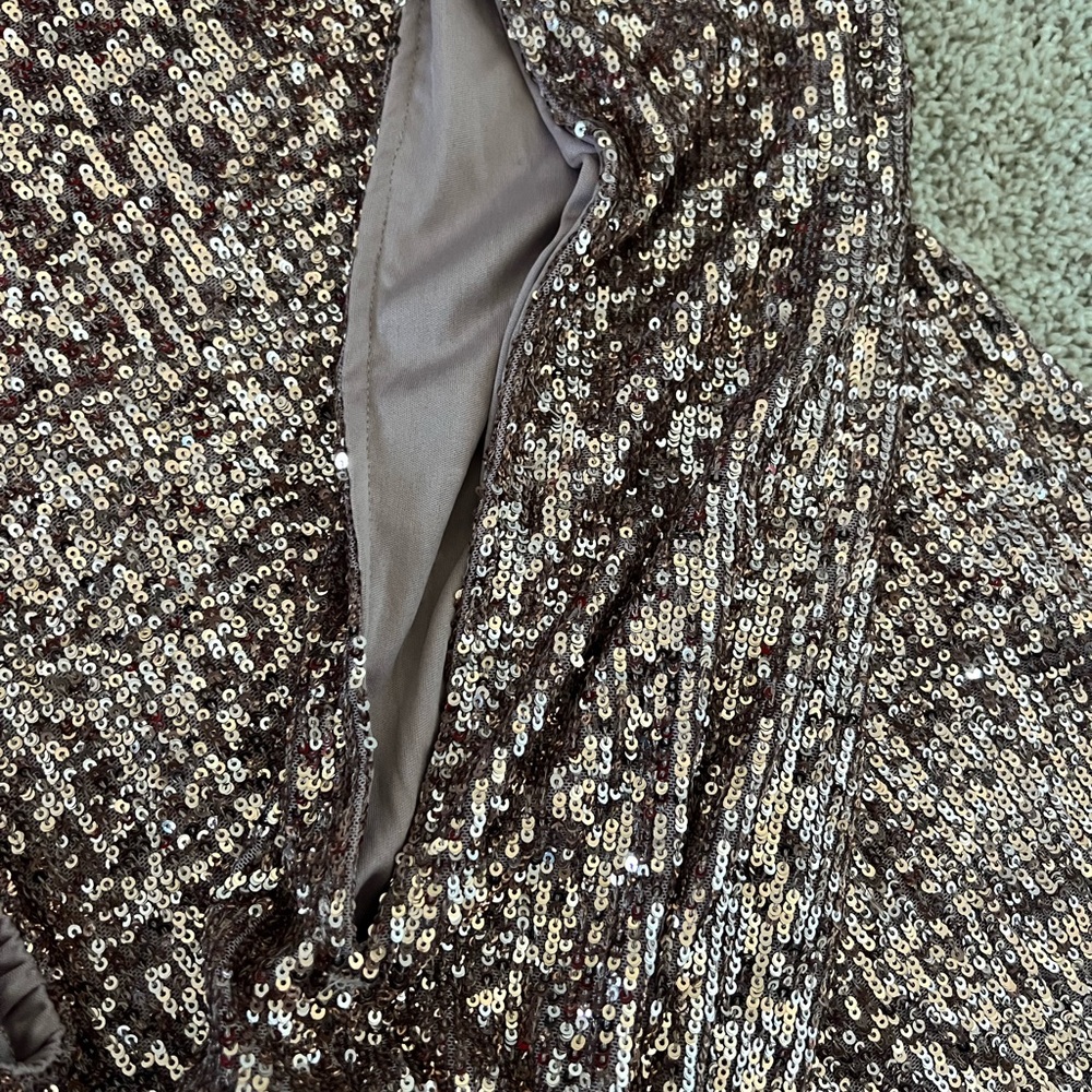 ⭐️ Firm Price ⭐️ Cable and gauge shimmery Medium top - Picture 6 of 9